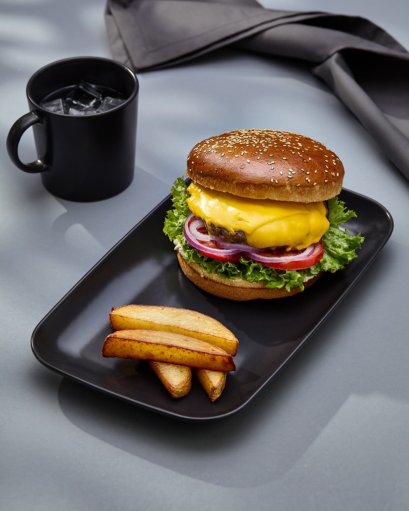 Cartoon classic burger (برگر کلاسیک)