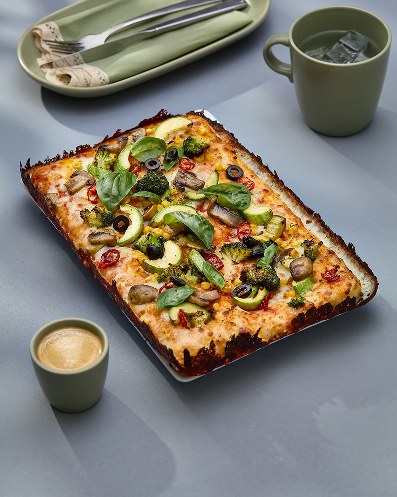 Vegio pizza (پیتزا سبزیجات)